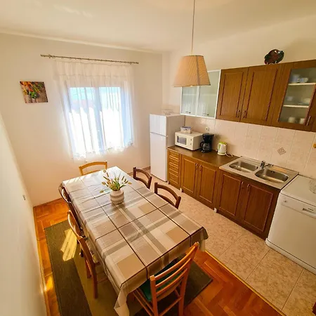 Marko Apartment *