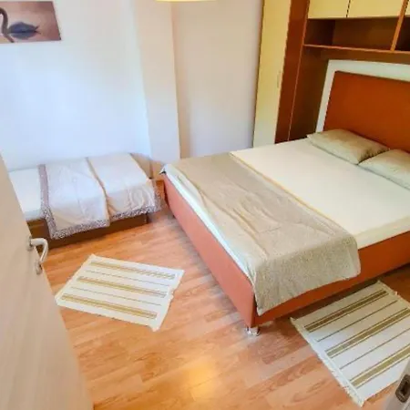 Marko Apartment *